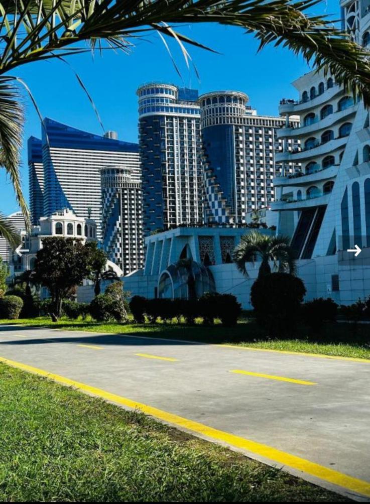 Orbi Sea Tower Apartment Batumi Exterior foto